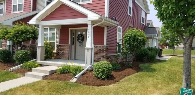 Front Porch - 4868 Innovation Dr Rental