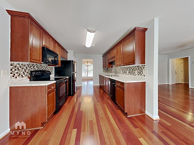 Photo - 3088 Rosewalk Dr