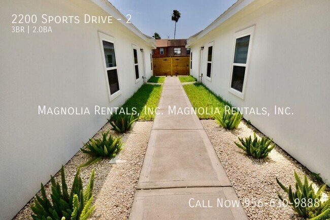 Photo - 2200 S Sports Dr Unidad 2