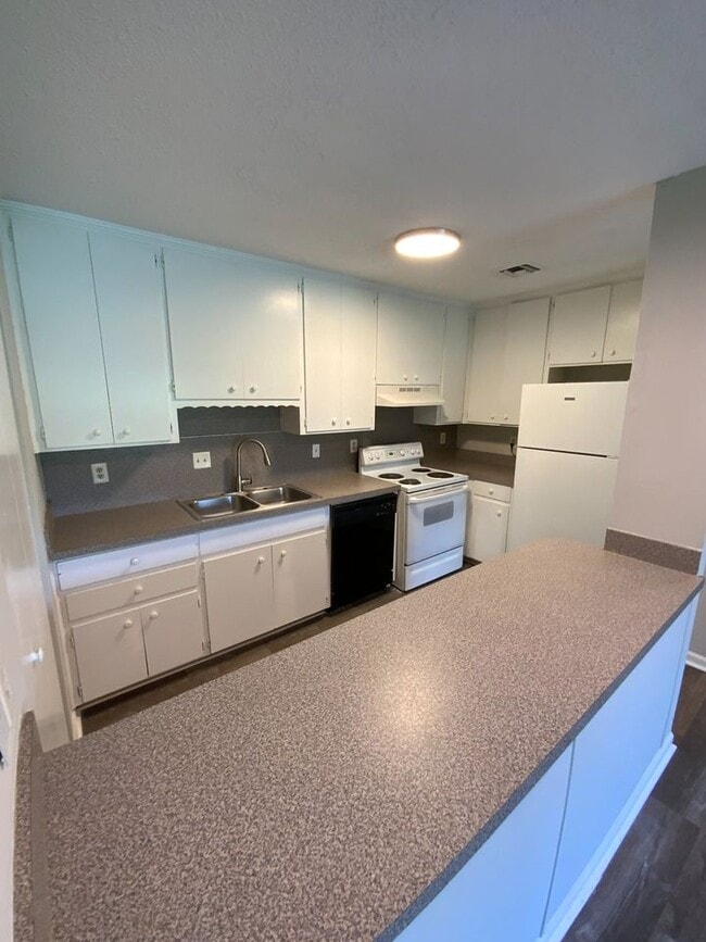 Cloverdale Estates Apartments Montgomery, AL