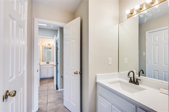 Photo - 2311 Megan Wy