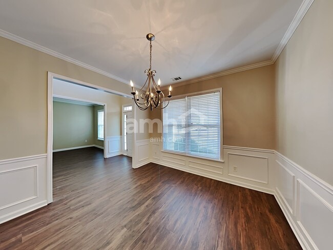 Photo - 916 Swallowtail View