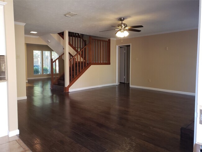 Photo - 14822 Earlswood Dr