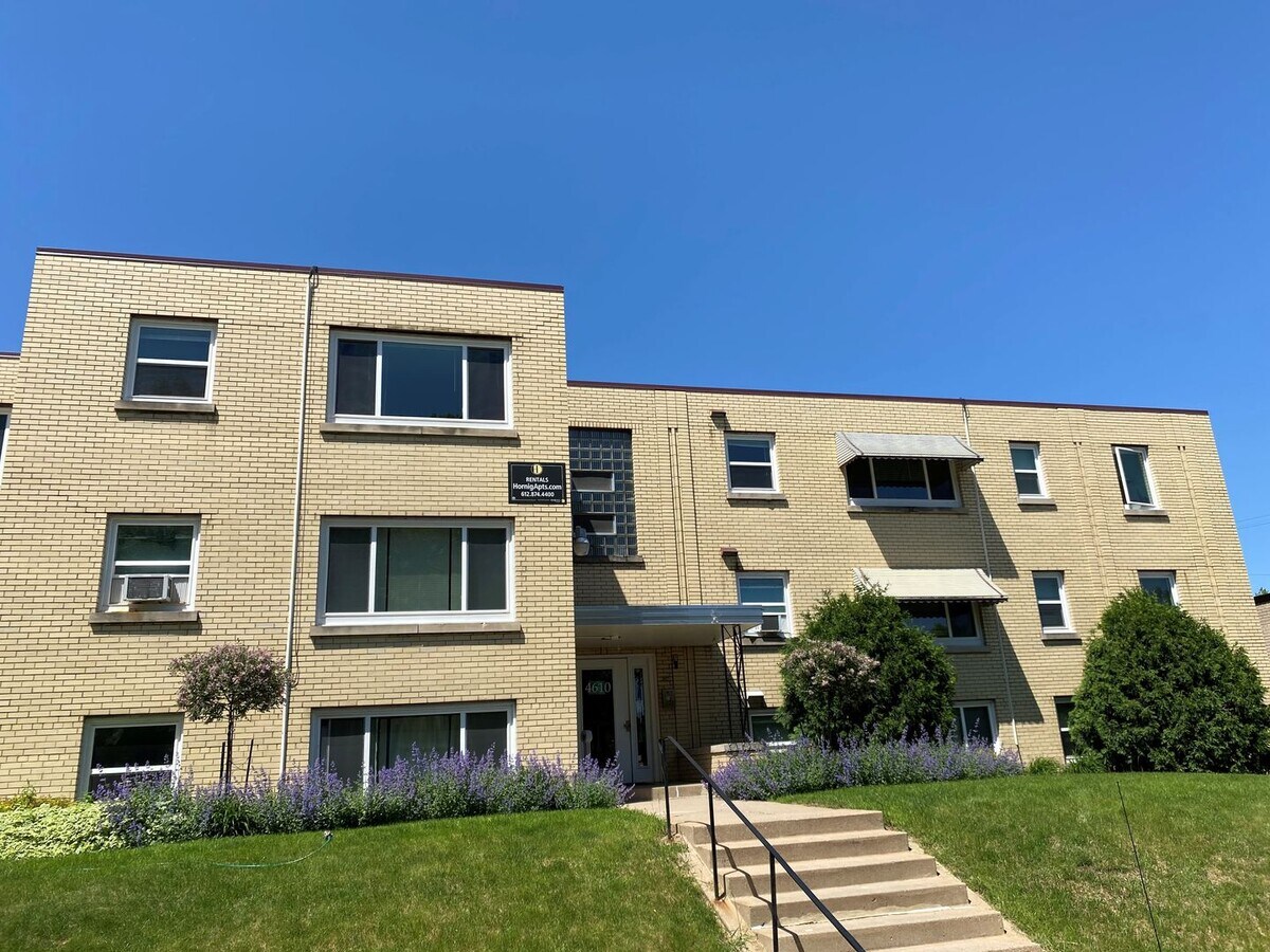 4610 Bryant Ave S - 4610 Bryant Ave S