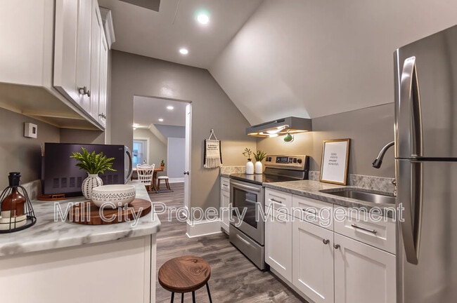 Photo - 340 Pearl St