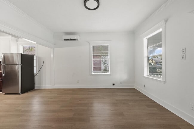 4029 Lucille St