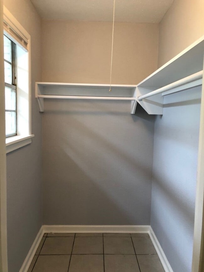 Photo - 503 Willow Ave