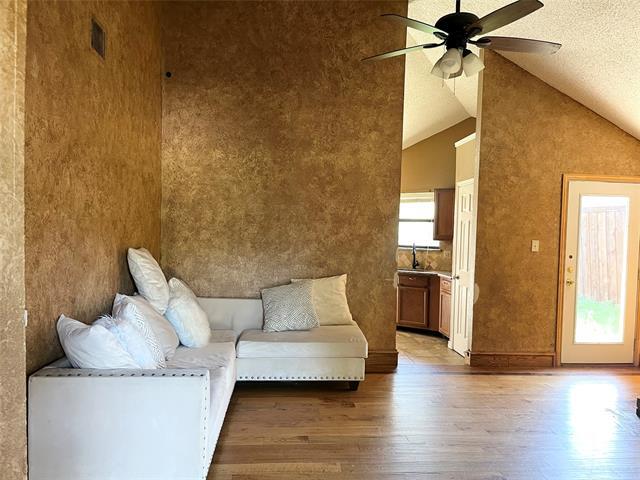 Building Photo - 13118 Rustic Cir Rental