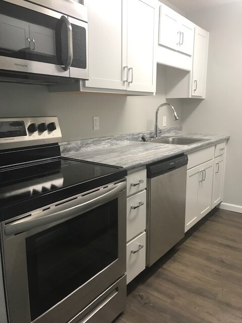 Apt. 7 - 401 County Line Rd Unidad 7