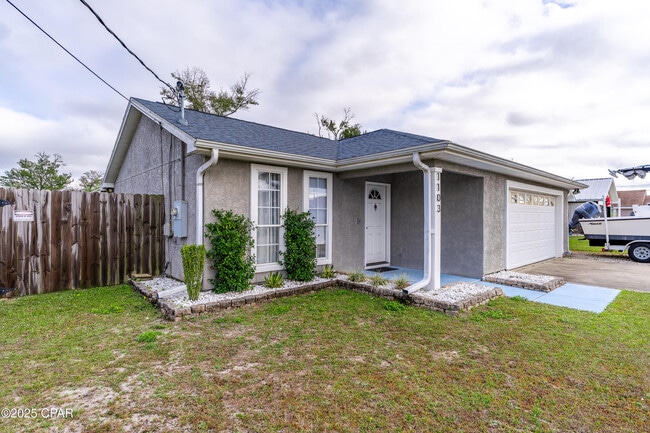 1103 Mississippi Ave