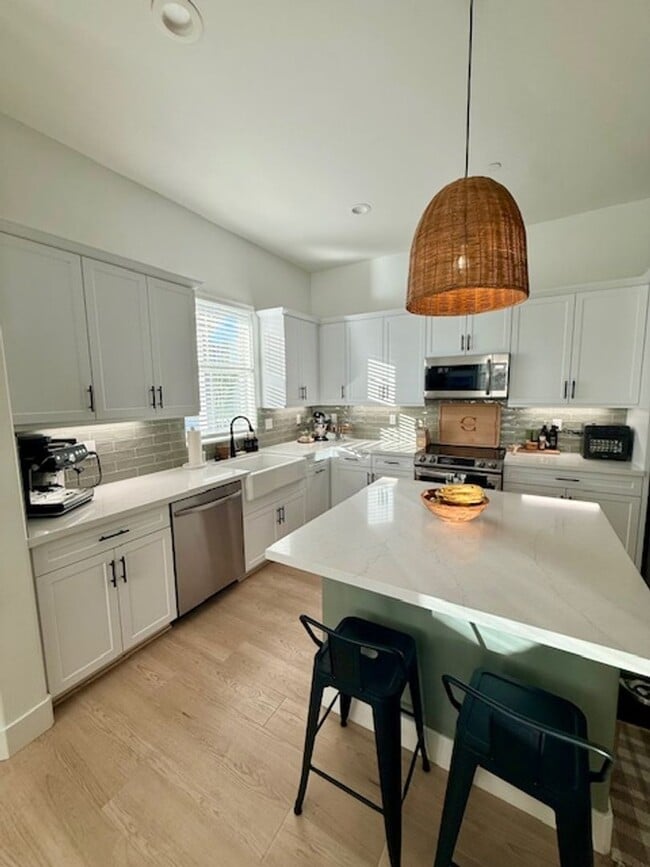 Photo - Stunning 3bed 2.5 Bath single family home in Avila Ranch Community