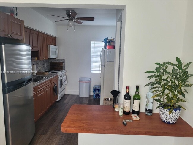 Photo - 14280 NE 11th Ave