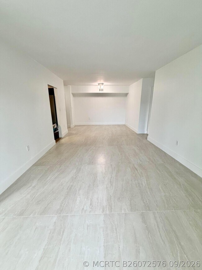 5900 SW 127th Ave Unit 3102
