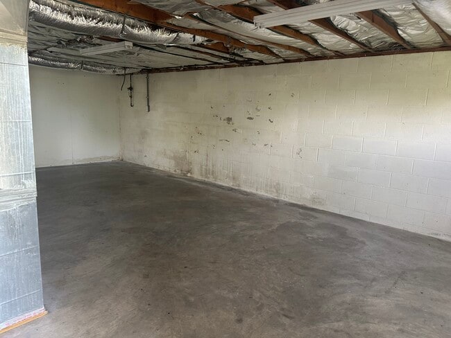 Building Photo - 404 Catron St Unit 404