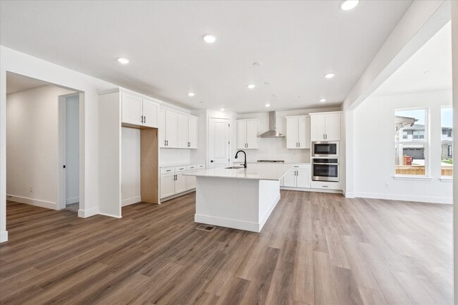 Photo - 1131 Joseph Pl