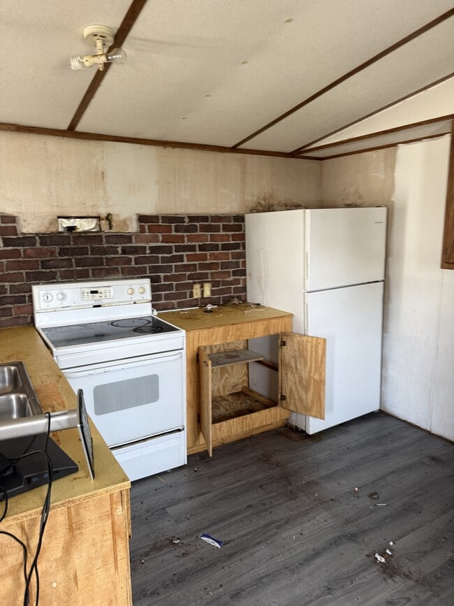 Photo - 113 Ringgold Rd