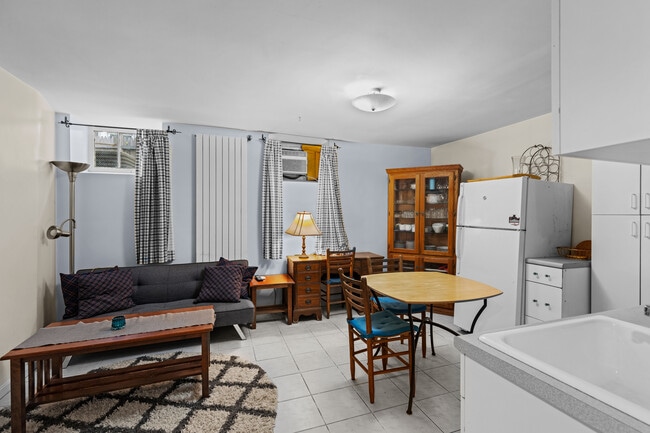 Building Photo - 56 Hobson St Unit G