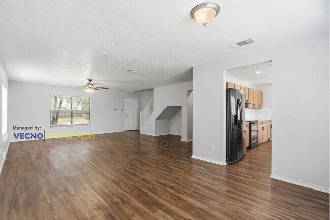 8138 Elktree Pass