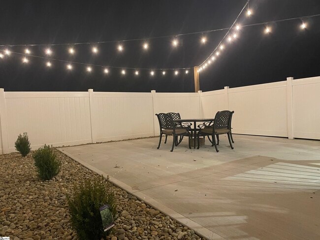 Photo - 315 N Maple St