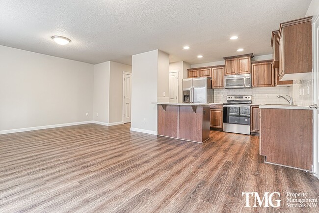 Photo - 3 Bedroom/2.5 Bath With Fenced Backyard, W/D Included, and AC!