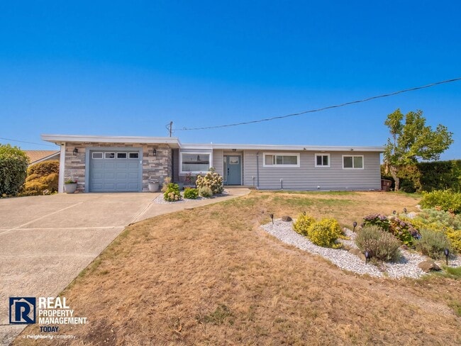 Photo - 1726 N Jackson Ave