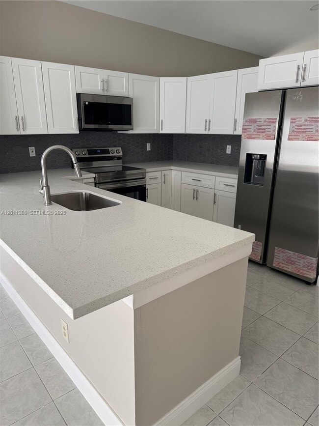 Photo - 366 E Riverbend Dr
