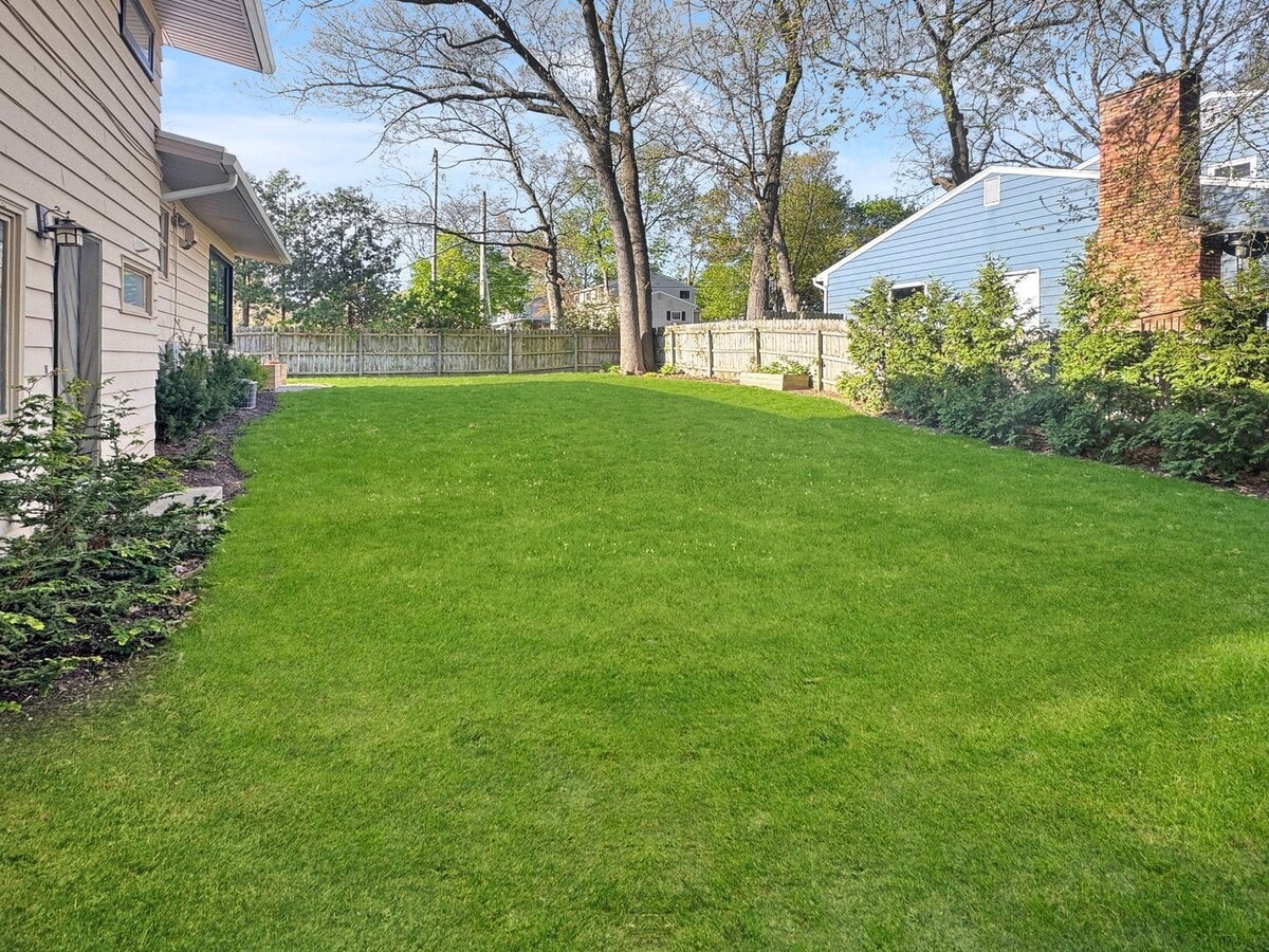 Photo - 1353 Pinecrest Ave SE