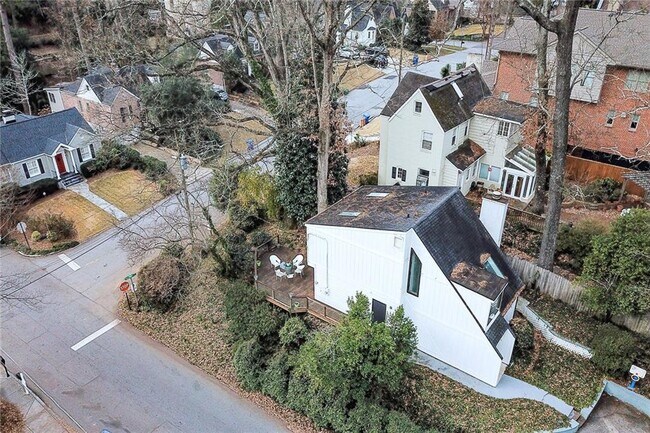 Photo - 270 Peachtree Way NE