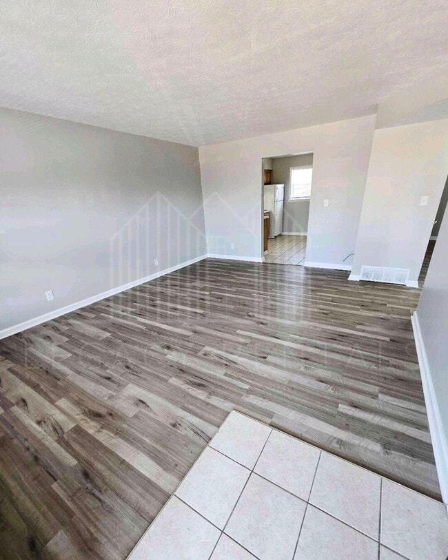 Photo - 107 Robbins Dr Unit 6