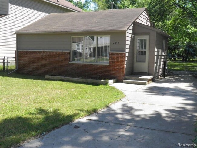 Building Photo - 21142 Ontaga St