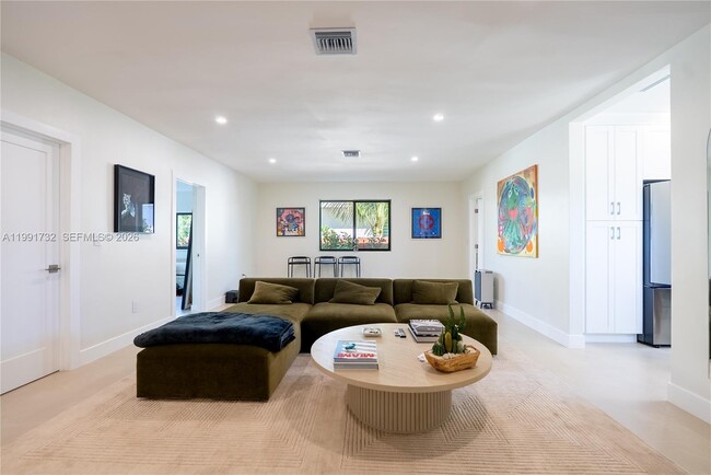 Building Photo - 7548 Adventure Ave