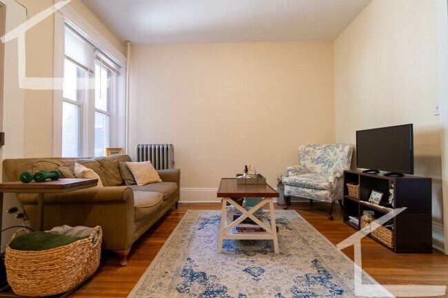 Photo - 9/1 Coolidge Corner 3BR with equal sized bedrooms, heat inc, sunroom!