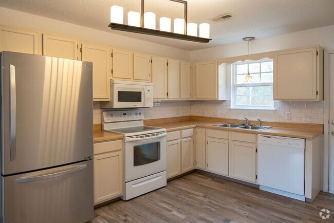 Building Photo - 5025 Bess Moore Rd Rental
