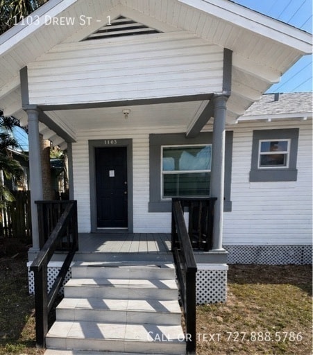 Building Photo - 1103 Drew St Unit 1