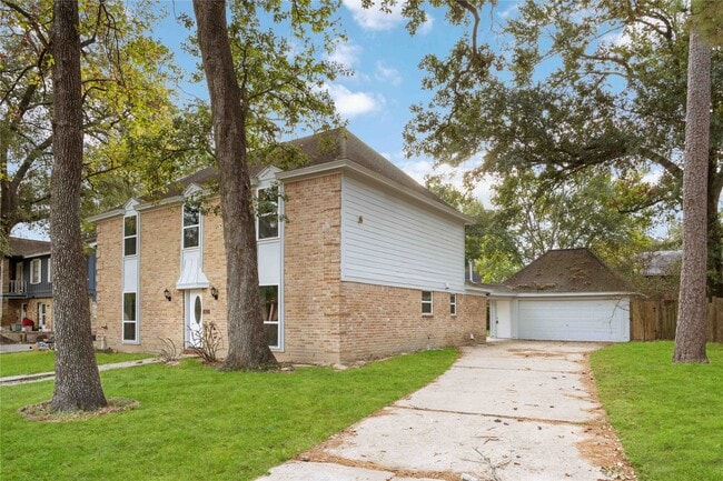 Photo - 3823 Fernglade Dr