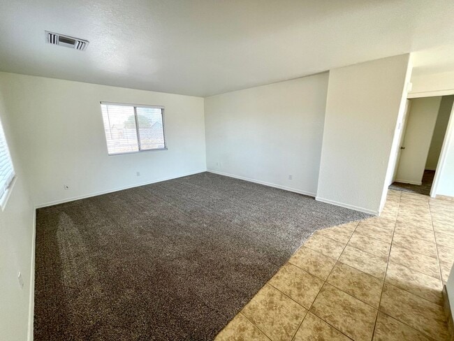 Photo - Nice 2 Bedroom 1 Bath Home! *HOME IS CURRENTLY OCCUPIED, PLEASE DO NOT DISTURB THE TENANTS*