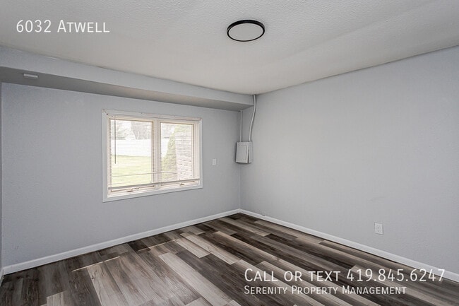 Photo - 6032 Atwell-