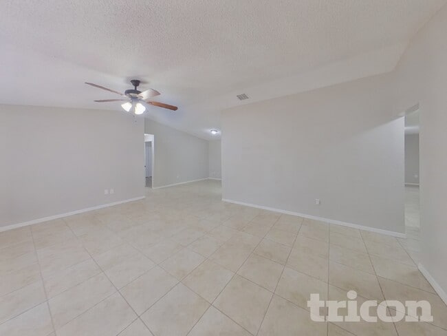 Photo - 1314 Oakcrest Dr