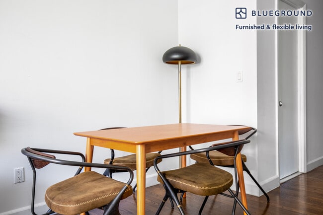 Photo - 212 W 91st St Unidad FL4-ID602