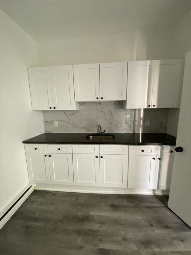 Building Photo - 25 Riverview Pl Unit #3N