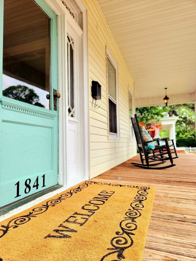 Photo - 1841 Ohio Ave