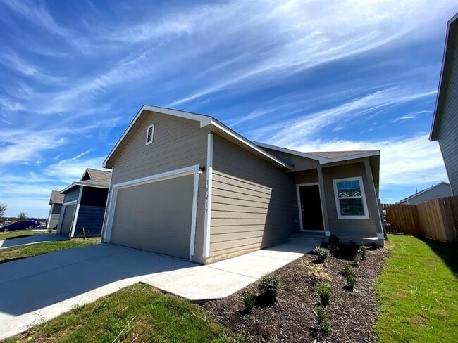 Photo - 14217 Sandrock Bnd