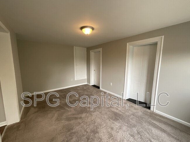Photo - 38 N Franklin St