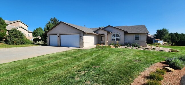Building Photo - ALL PROSPECTIVE TENANTS MUST SUBMIT A $58 ... Rental