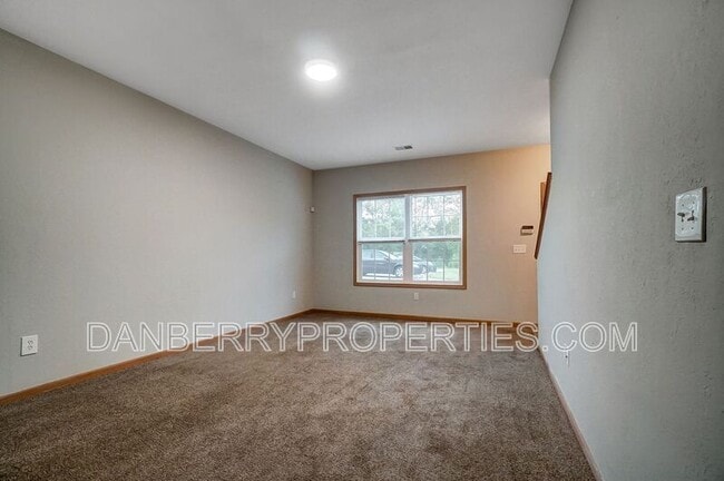 Photo - 1129 N Byrne Rd