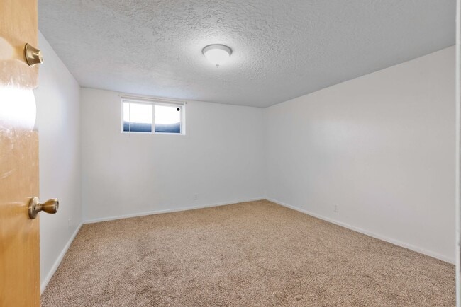 Photo - G7UG Unit G7UG #3