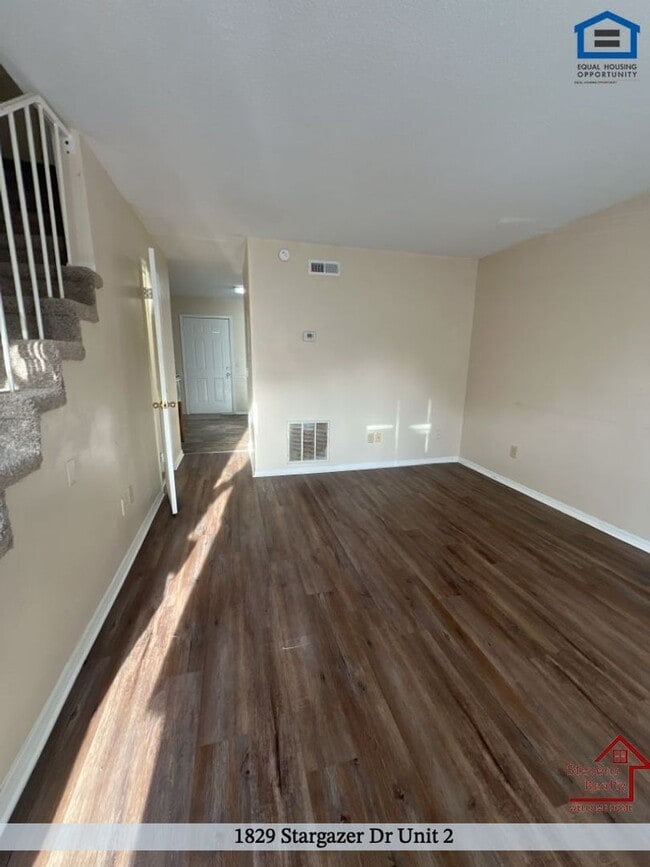 Photo - 1829 Stargazer Dr Unit 2