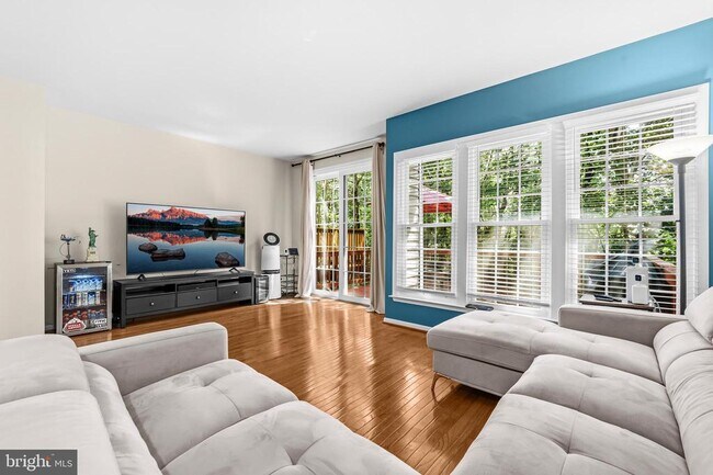 Photo - 13967 Gill Brook Ln