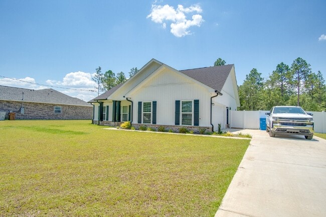 Photo - 2023 built modern open layout home on an acre lot in Milton just off Hwy 90