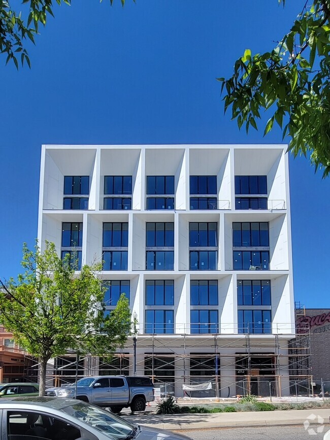 Aperture Frontage - Aperture Residences Rental
